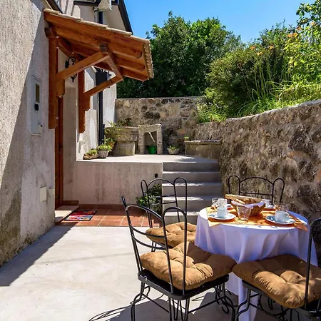 Stunning In Moscenicka Draga With Wifi