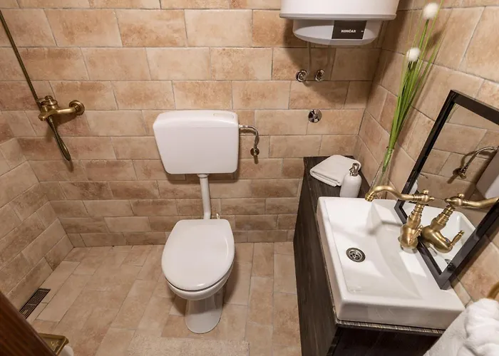 3 Bedroom Cozy In Moscenicka Draga Vakantiehuis Sveti Anton (Krk)