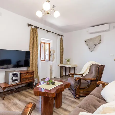 Holiday home Luxurious In Moscenicka Draga *