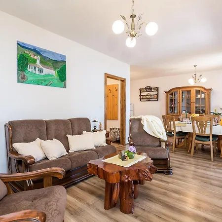 Luxurious In Moscenicka Draga Holiday home