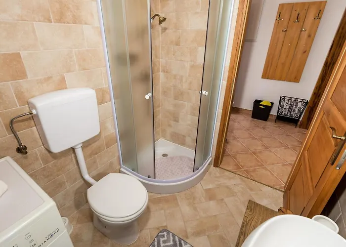 בית נופש 3 Bedroom Cozy In Moscenicka Draga Sveti Anton (Krk)