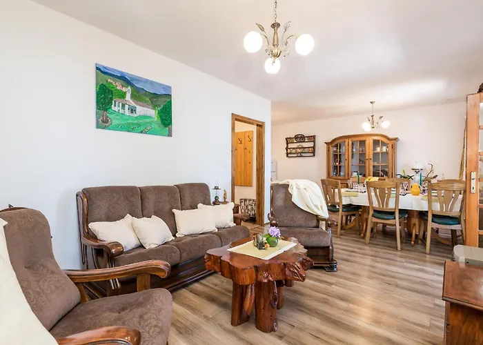 3 Bedroom Cozy In Moscenicka Draga בית נופש
