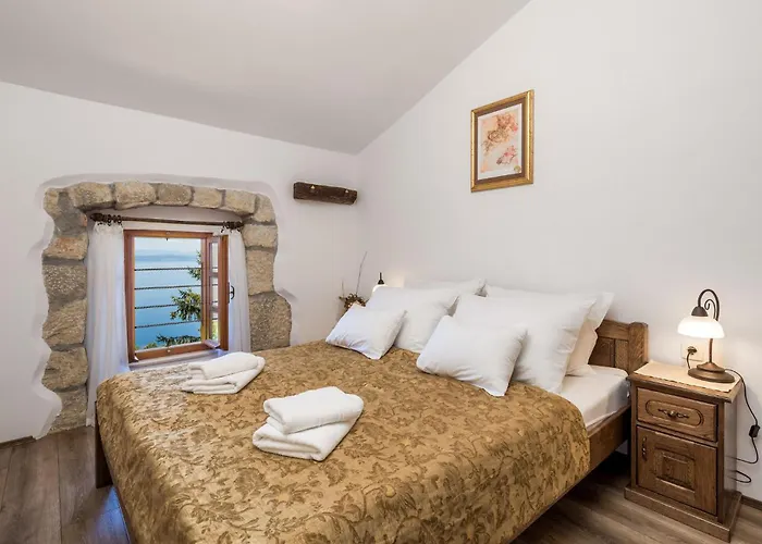 בית נופש 3 Bedroom Cozy In Moscenicka Draga *