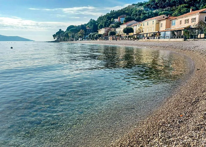 3 Bedroom Cozy In Moscenicka Draga * Sveti Anton (Krk)